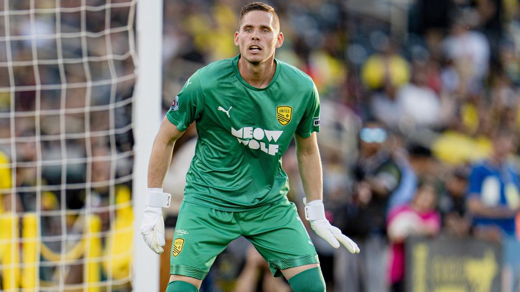 Alex Tambakis signs for FC Tulsa